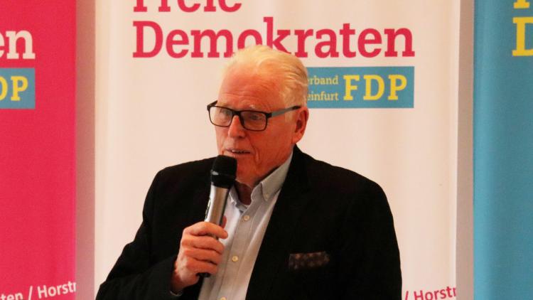 Hans-Jürgen Streich, Vorsitzender der FDP-Kreistagsfraktion